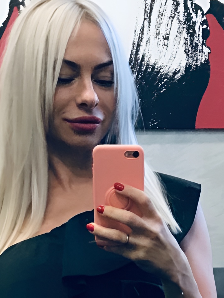 Гертруда привлекательная девушка из Черемхово цена от 2000 руб